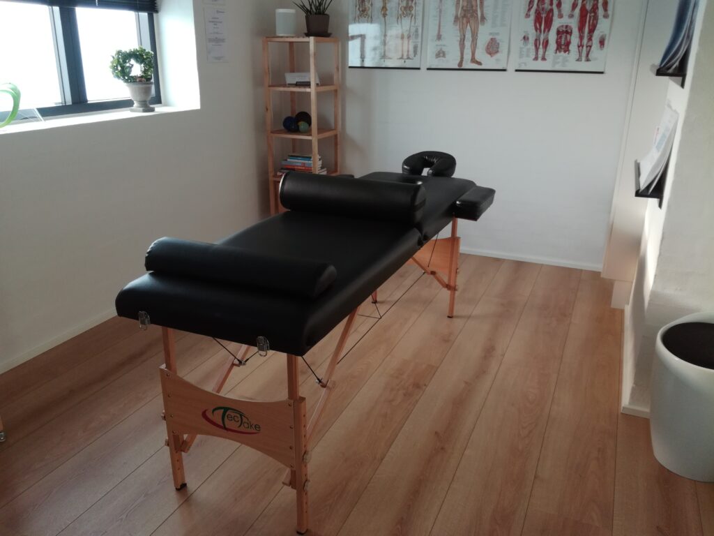 Billede af massagebriks i klinikken hos jesperabild.dk